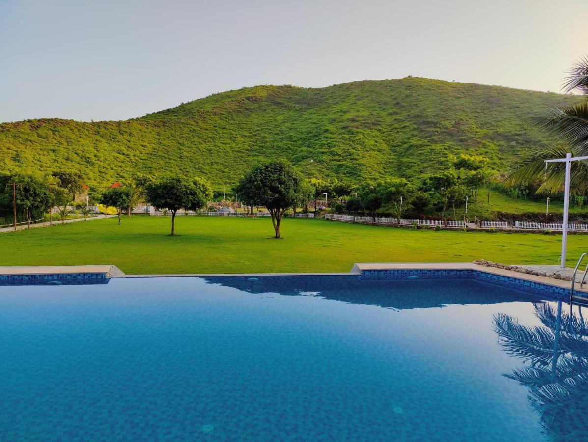 The Divine Hills Resort Nāi Extérieur photo