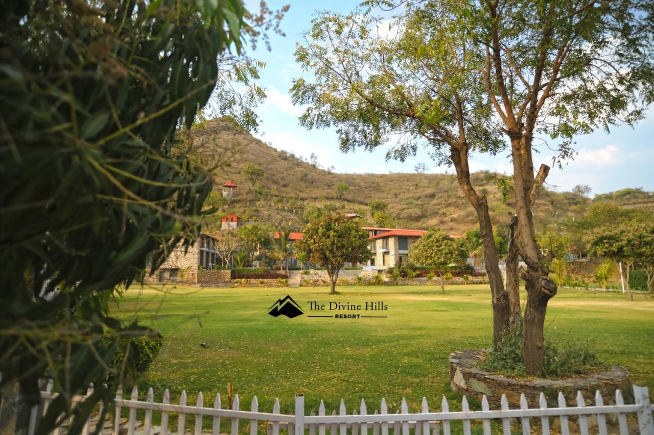 The Divine Hills Resort Nāi Extérieur photo