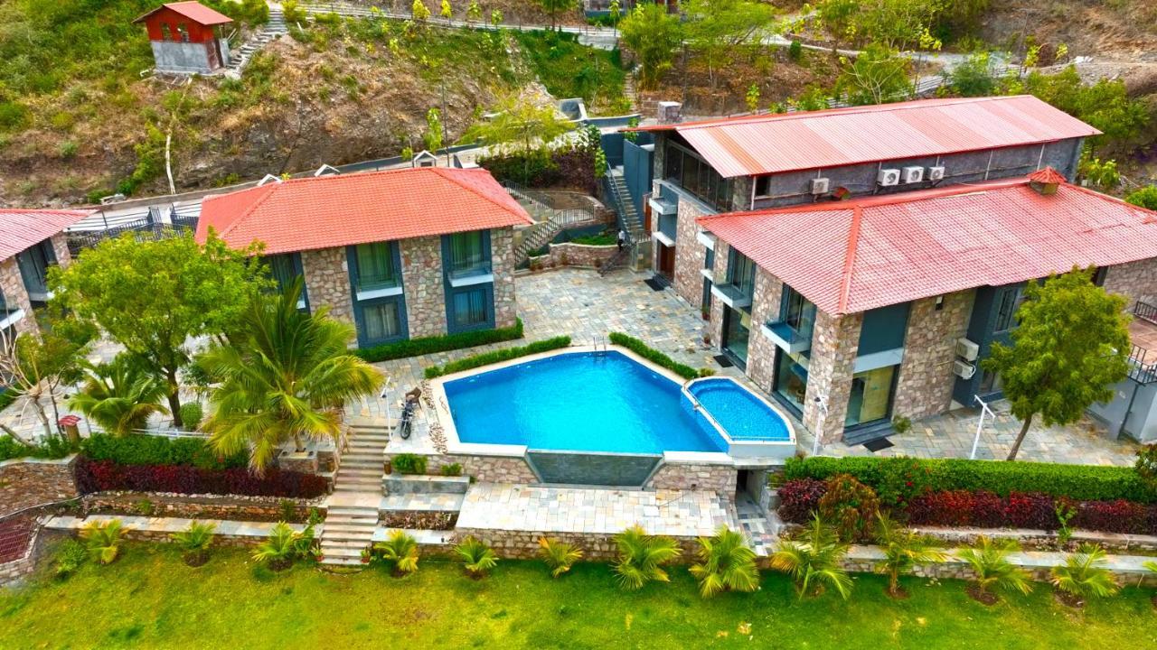 The Divine Hills Resort Nāi Extérieur photo